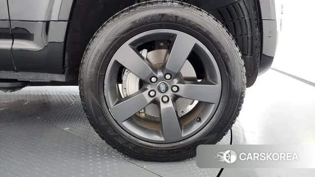 Land Rover Defender (L663) id 3382955 из Кореи 15