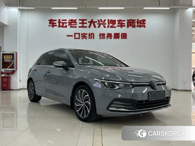 Volkswagen Golf 2021 Темно-серый из Китая, фото 5