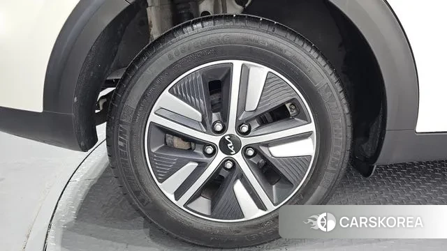 Kia The New Niro id 3741165 из Кореи 15