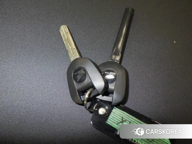 Проданный Honda TRANSALP XL750 id 4184751 из Японии, фото 27