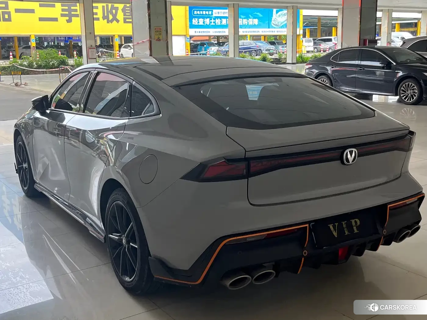 Chang'an UNI-V 2022 Silver/gray из Китая, фото 5
