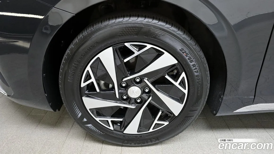 Hyundai The New Grandeur IG Hybrid id 1988932 из Кореи 15