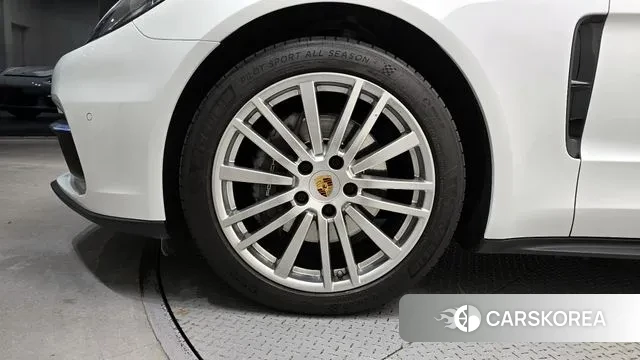 Porsche Panamera (971) id 3647417 из Кореи 15