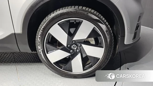 Volvo C40 Richards id 3043350 из Кореи 15