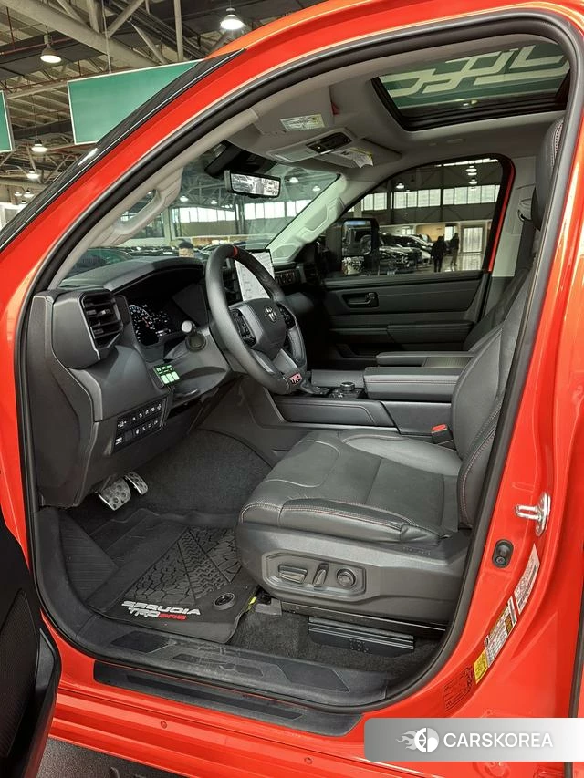 Toyota Sequoia id 4258151 из Китая 15