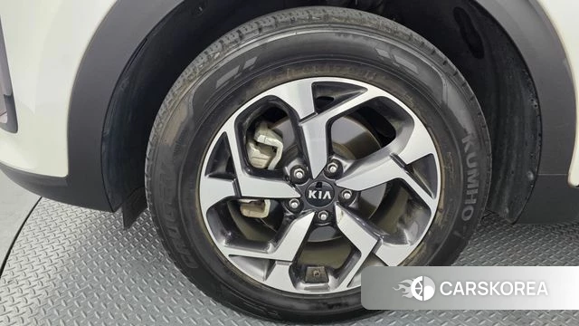 Kia Sportage The Bold id 4849983 из Кореи 27