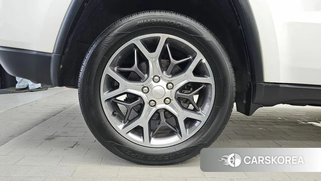 Jeep Grand Cherokee id 4587134 из Кореи 15