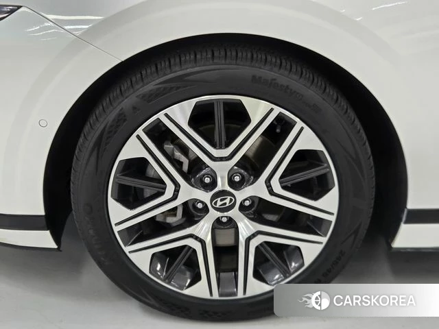 Hyundai Grandeur (GN7) id 4298658 из Кореи 15