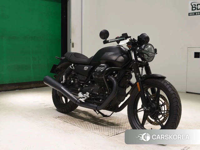 MOTO GUZZI V7 STONE 2023 из Японии, фото 2