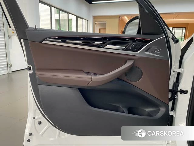BMW X3 id 4392139 из Китая 16