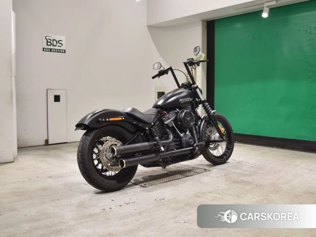 Harley-Davidson Softail Street Bob FXBB1750 2020 из Японии, фото 5