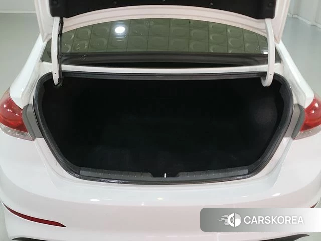 Hyundai Avante AD id 3956002 из Кореи 15