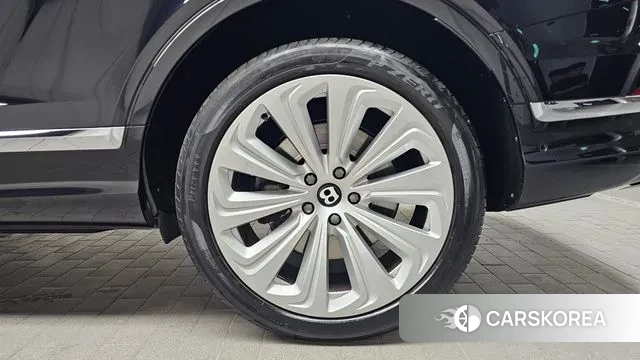 Bentley Bentayga id 3614758 из Кореи 15