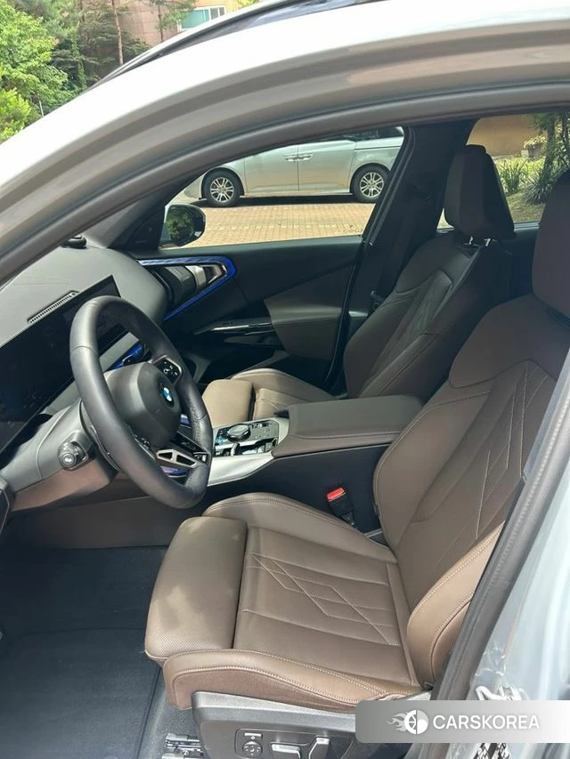 BMW X3 (G45) 2025 Небесно-голубой из Кореи, фото 5