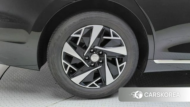 Hyundai The New Grandeur IG Hybrid id 4428497 из Кореи 27