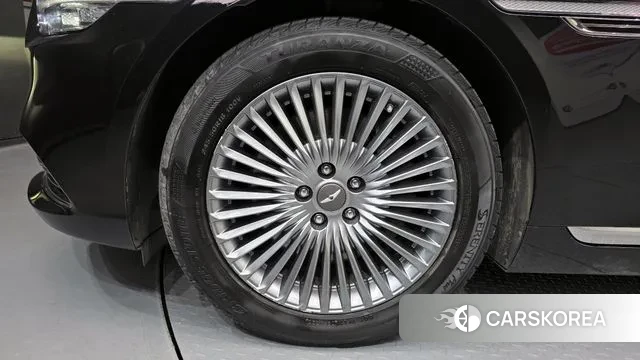 Genesis G90 id 3742426 из Кореи 15