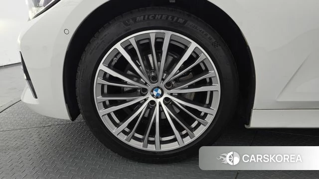 BMW 3 Series (G20) id 3941035 из Кореи 15