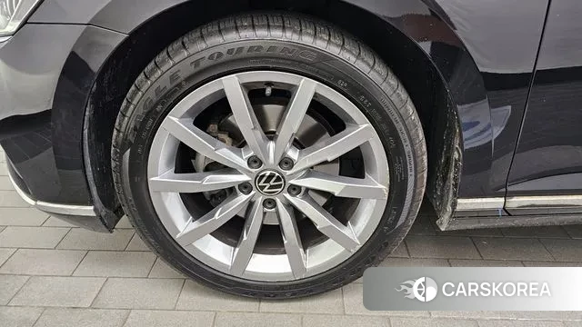 Volkswagen Passat GT (B8) id 3122099 из Кореи 15