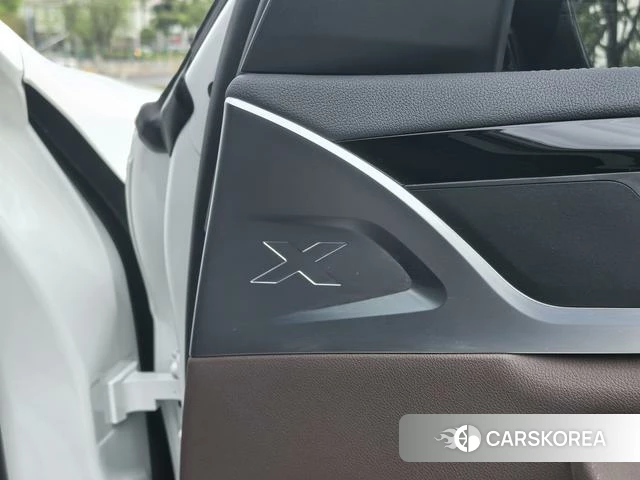 BMW X3 id 4215073 из Китая 17