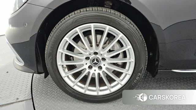 Mercedes-Benz E-Class W213 id 4361873 из Кореи 25