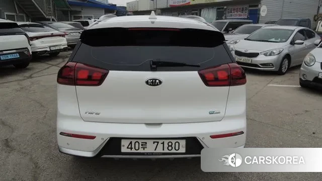 Kia Niro id 3695392 из Кореи 15
