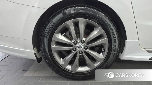Kia All New Carnival id 4508640 из Кореи 27