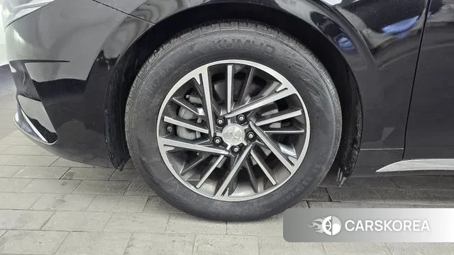 Hyundai The New Grandeur IG id 3578227 из Кореи 15