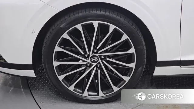 Hyundai Grandeur Hybrid (GN7) id 3776396 из Кореи 15