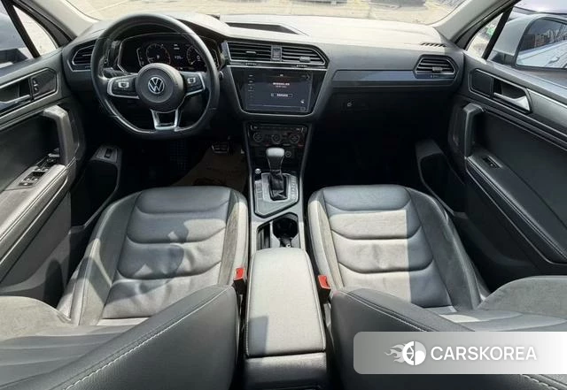 Volkswagen Tiguan L 2021 Белый из Китая, фото 5