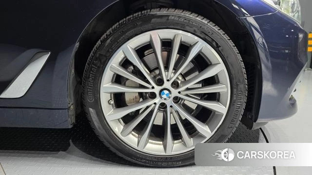 BMW 5 Series (G30) id 3820255 из Кореи 15