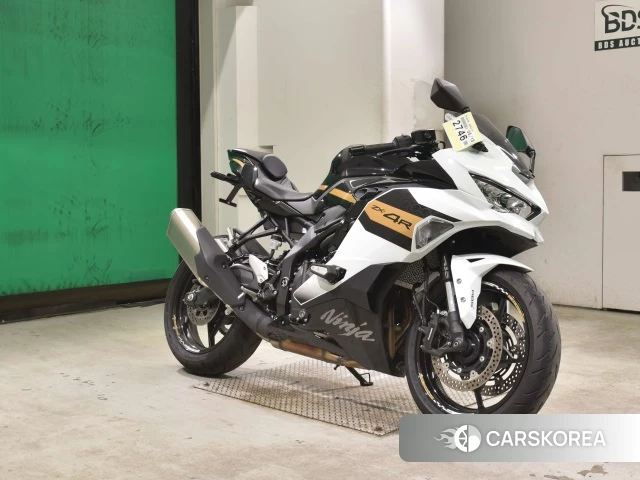 Проданный Kawasaki ZX-4R SE 2025 из Японии, фото 4