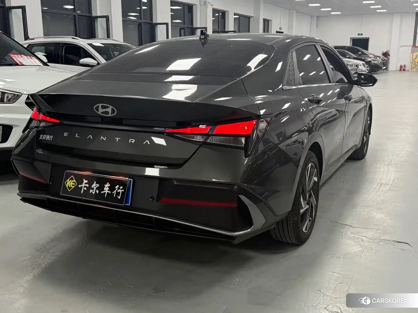 Hyundai Elantra 2025 Silver/gray из Китая, фото 5