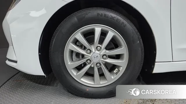 Hyundai The New Avante AD id 3530599 из Кореи 15