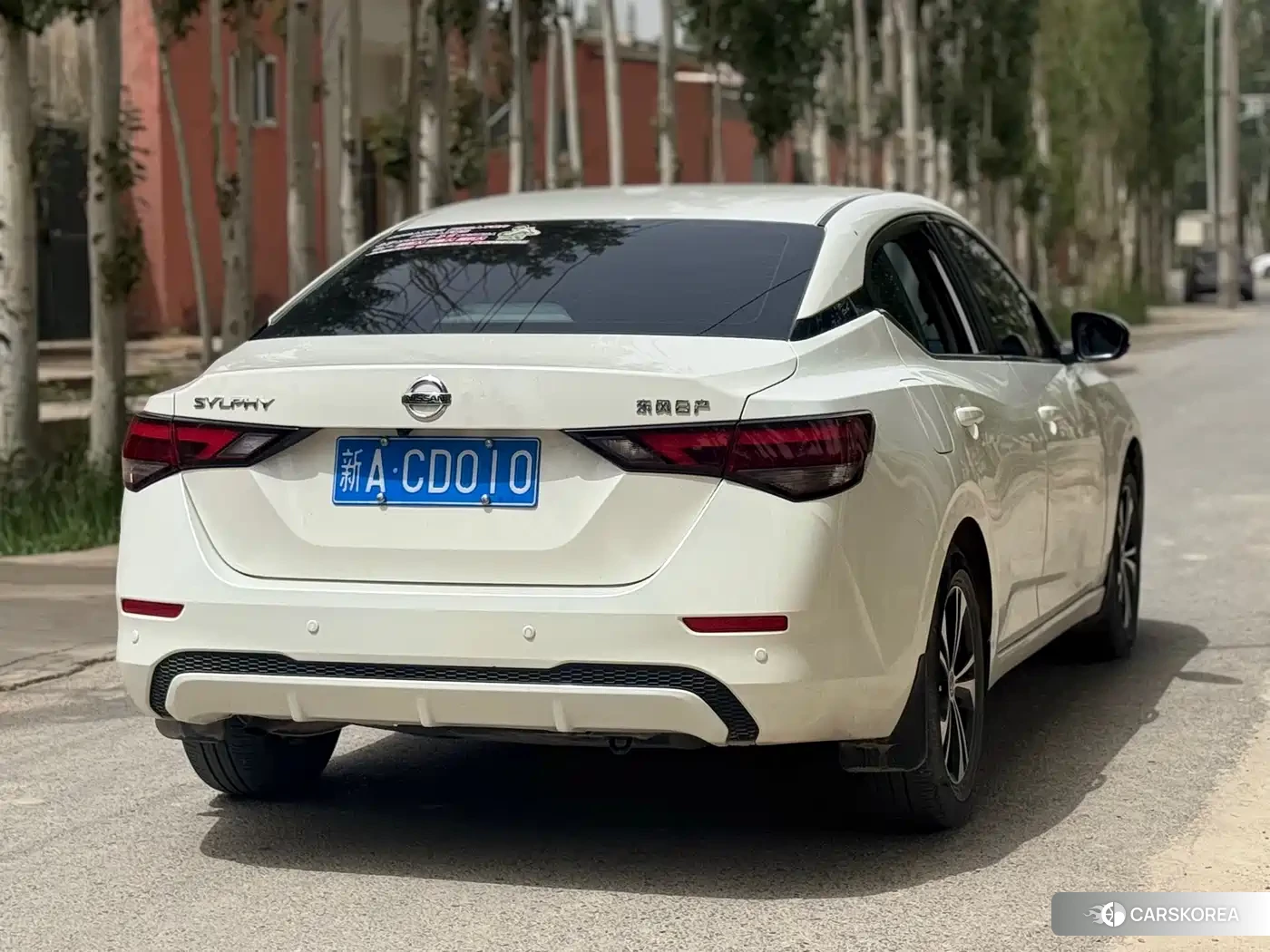 Nissan Sylphy 2022 Белый из Китая, фото 5