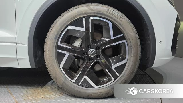 Volkswagen Touareg 3rd generation id 4729662 из Кореи 15