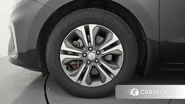 Kia The New Carnival id 4658193 из Кореи 15