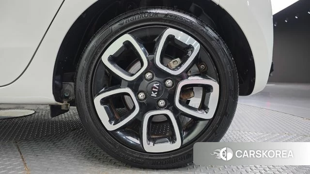 Kia The New Ray id 4895703 из Кореи 28