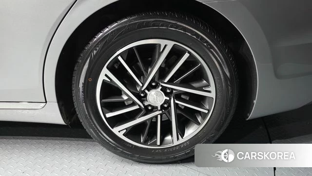 Hyundai The New Grandeur IG id 4641705 из Кореи 25