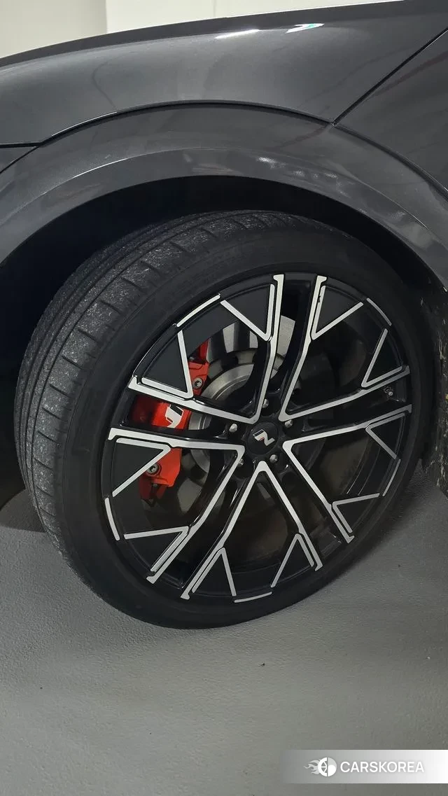 Hyundai Ionic 5 id 3426239 из Кореи 8