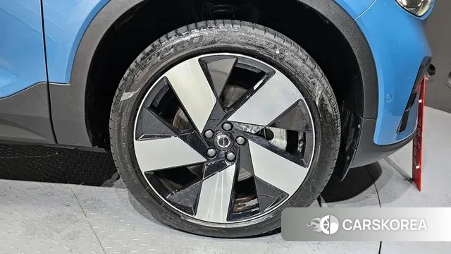 Volvo C40 Richards id 3700848 из Кореи 15