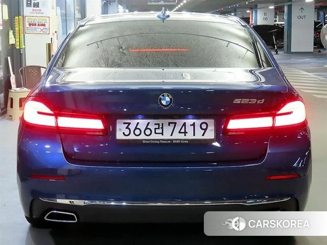 BMW 5 Series (G30) id 4794009 из Кореи 15