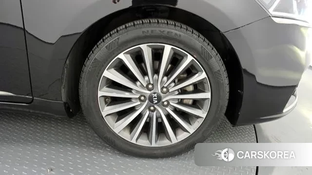 Kia Come New K7 id 3742537 из Кореи 15