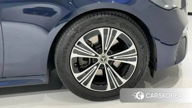 Mercedes-Benz E-Class W214 id 3750892 из Кореи 15