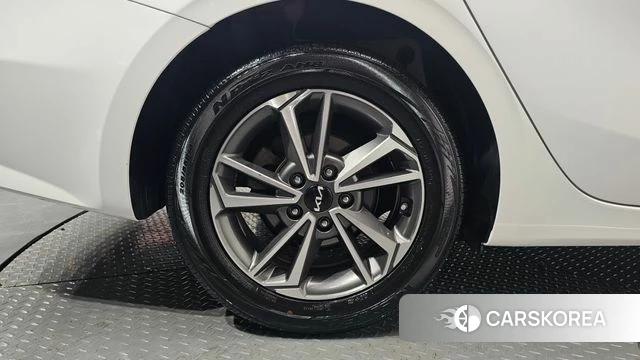 Kia The New K3 2nd generation id 4462955 из Кореи 15
