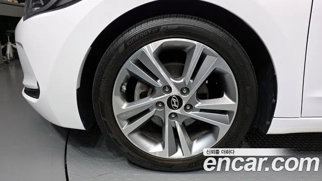 Hyundai Avante AD id 2808765 из Кореи 15