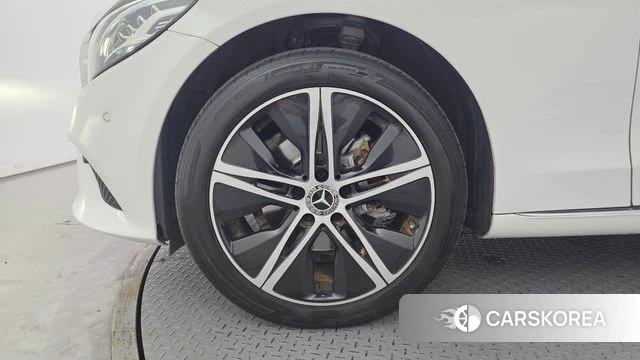 Mercedes-Benz C-Class W205 id 4410217 из Кореи 25