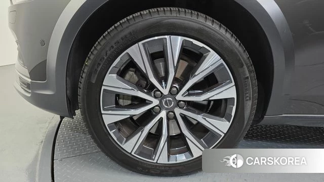 Volvo V90 Cross-Country id 4445310 из Кореи 26