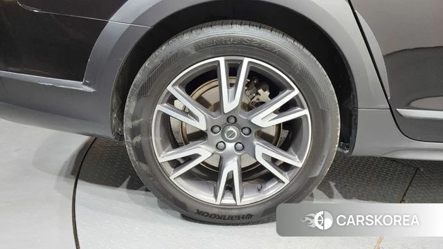 Volvo V90 Cross-Country id 3905763 из Кореи 15
