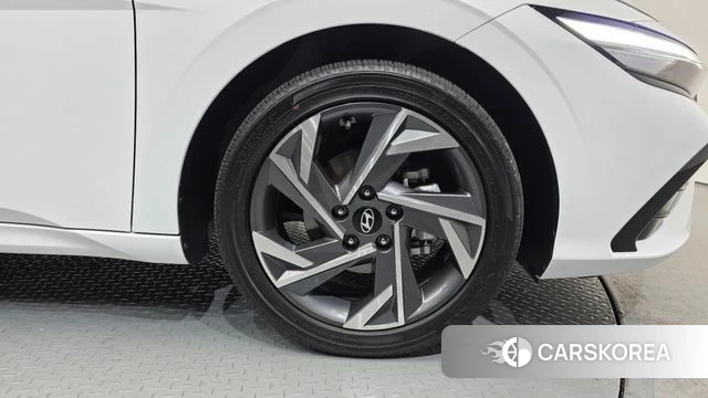Hyundai The New Avante (CN7) id 3864329 из Кореи 15