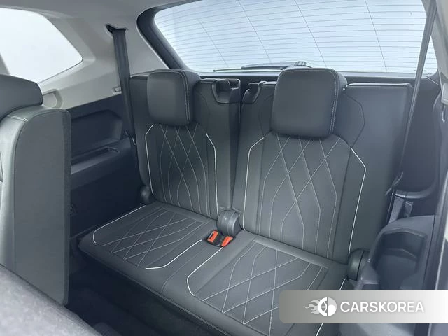 Volkswagen Tiguan L id 4277778 из Китая 17